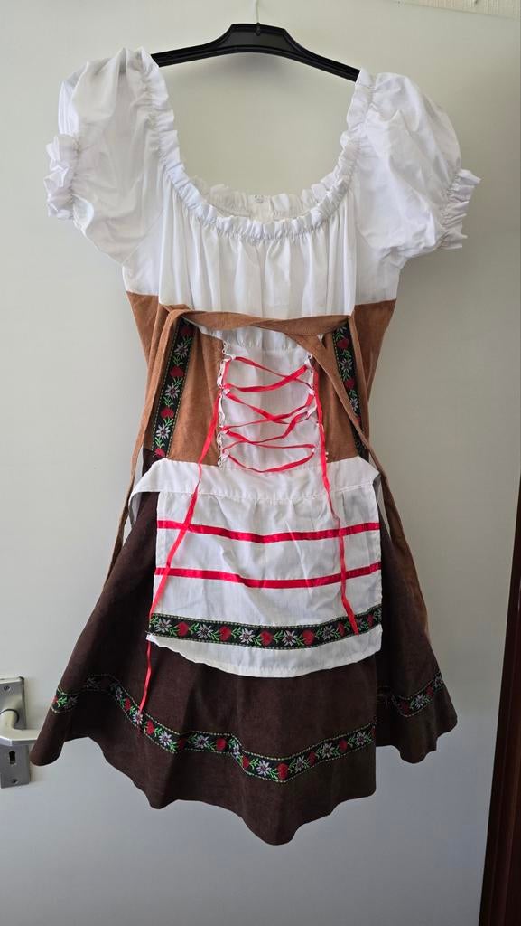 Tiroler Dirndl Jurk Verkleedpartij Bierfeest, Maat 38/40 (M), Ophalen of Verzenden, Overige thema's, Kleding