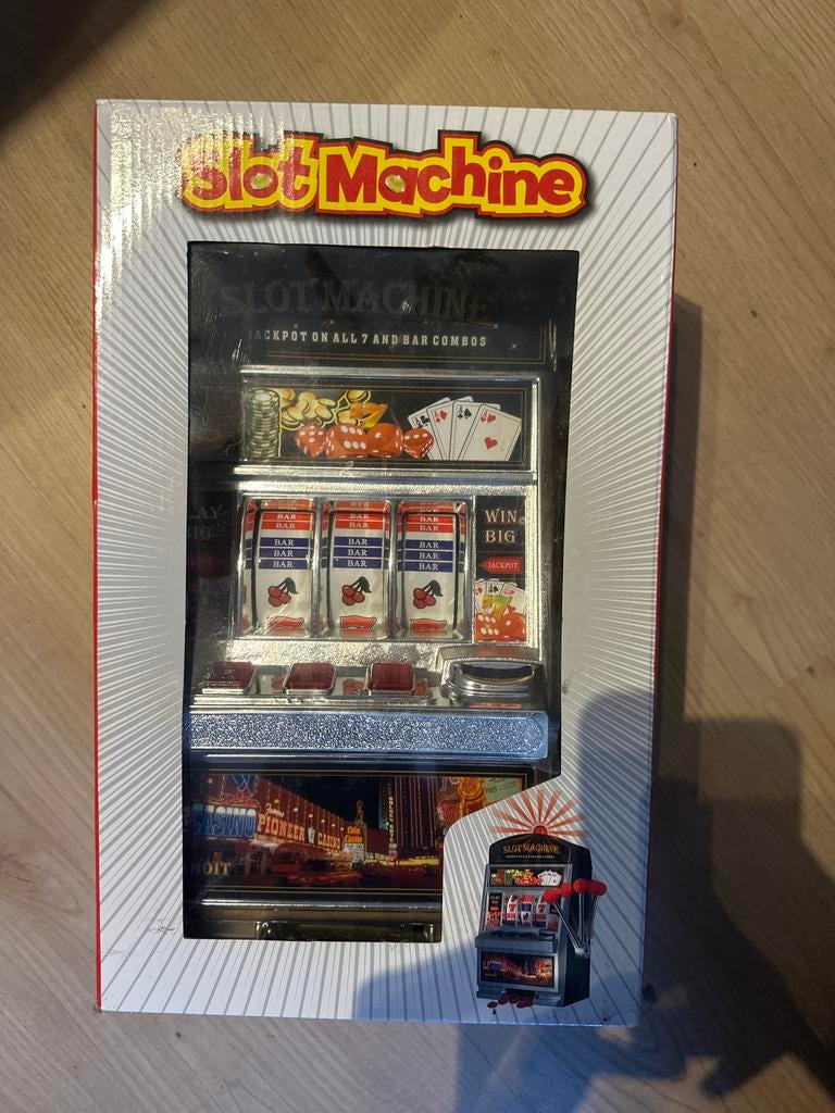 Slotmachine spaarpot met handleiding en doos, Overige munten, Ophalen of Verzenden, Zo goed als nieuw