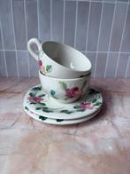 4x Vito Nesta Laura Ashley handbeschilderde kop en schotel, Ophalen, Keramiek, Zo goed als nieuw, Overige stijlen