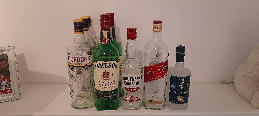 11 flessen - leeg - decoratie, Verzamelen, Ophalen of Verzenden