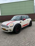 Mini 1.4 16V ONE 2009 Wit, Auto's, Voorwielaandrijving, 4 cilinders, 4 stoelen, Wit