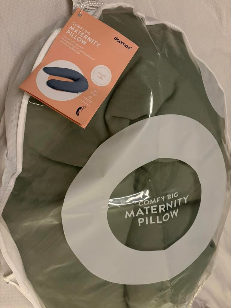 Voedingskussen doomoo, Kinderen en Baby's, Babyvoeding en Toebehoren, Ophalen, Zo goed als nieuw, Voedingskussen