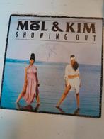 Mel& kim 7inch showing out, Ophalen of Verzenden, Zo goed als nieuw, Pop
