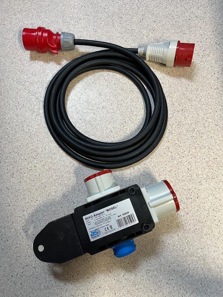 Schwabe MIXO Adapter MOSEL 60525 -stroomverdeler 400 V 32 A, Doe-het-zelf en Verbouw, Elektra en Kabels, Ophalen of Verzenden