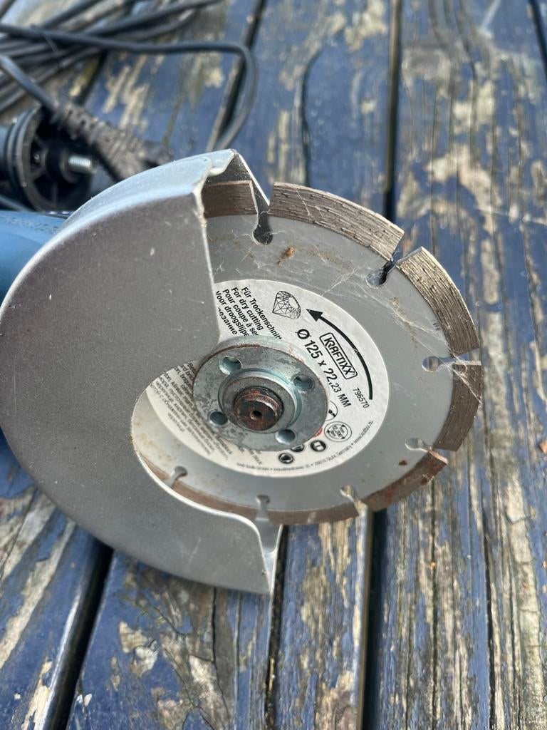 Ferm haakse slijper, Ophalen of Verzenden, Zo goed als nieuw, Minder dan 700 watt, Haakse handslijpmachine