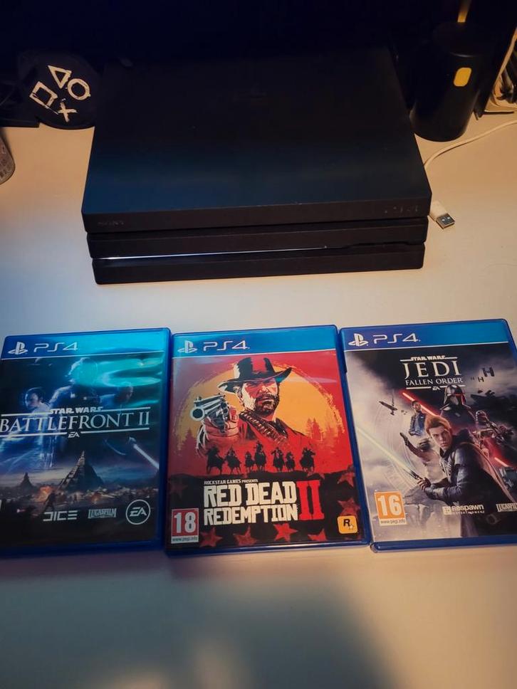 PlayStation 4 Pro met 3 games, Spelcomputers en Games, Spelcomputers | Sony PlayStation 4, Zo goed als nieuw, Pro, 1 TB, Met 1 controller