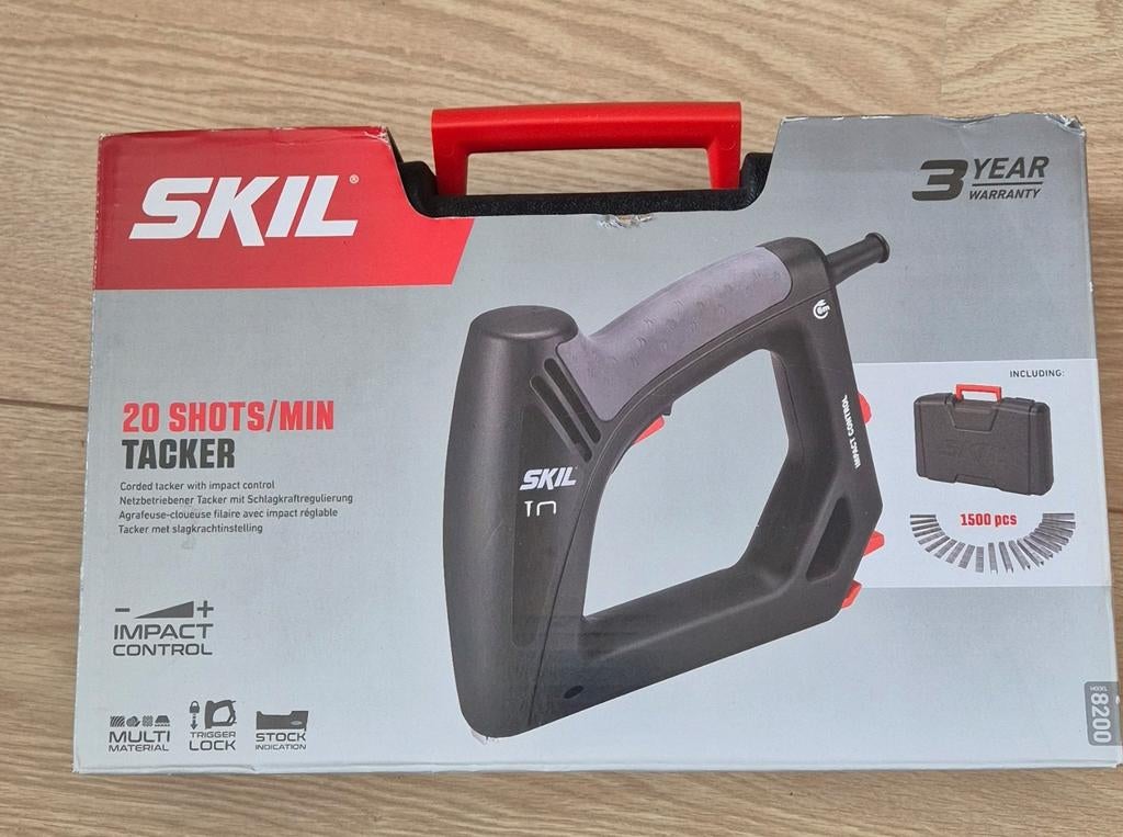 Skil tacker 8200, Ophalen of Verzenden, Zo goed als nieuw