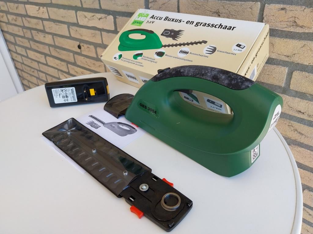 Landgoed GBS 3054 Accu Buxus- en Grasschaar 7,2V, Ophalen of Verzenden, Zo goed als nieuw, Accu, Landgoed