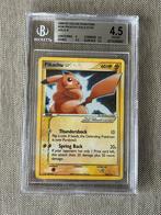 Pokemon Pikachu Gold Star 104/110 Holon Phantoms Beckett 4.5, Ophalen of Verzenden, Zo goed als nieuw