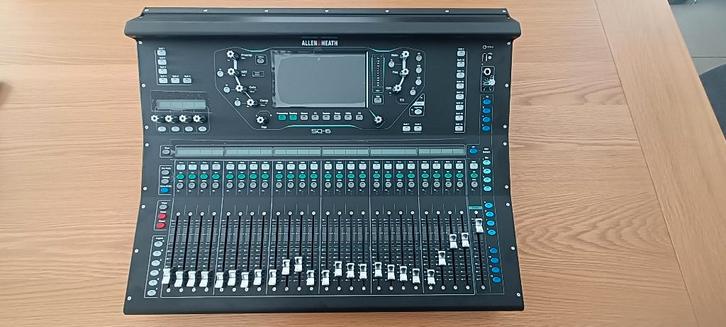 Allen & Heath SQ6, Muziek en Instrumenten, Mengpanelen, Zo goed als nieuw, 10 tot 20 kanalen, Ophalen