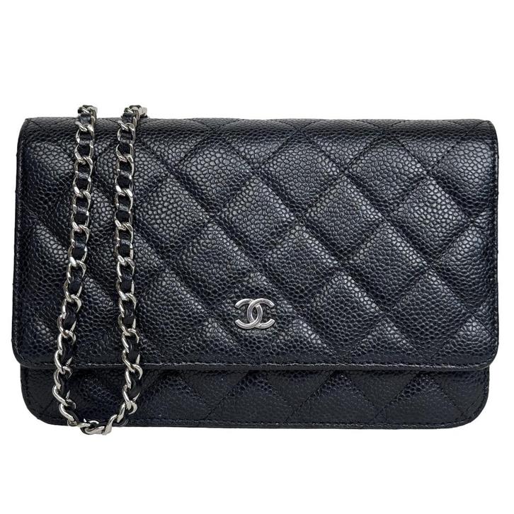Chanel caviar WOC wallet on chain crossbody zilver silver, Sieraden, Tassen en Uiterlijk, Tassen | Damestassen, Zo goed als nieuw