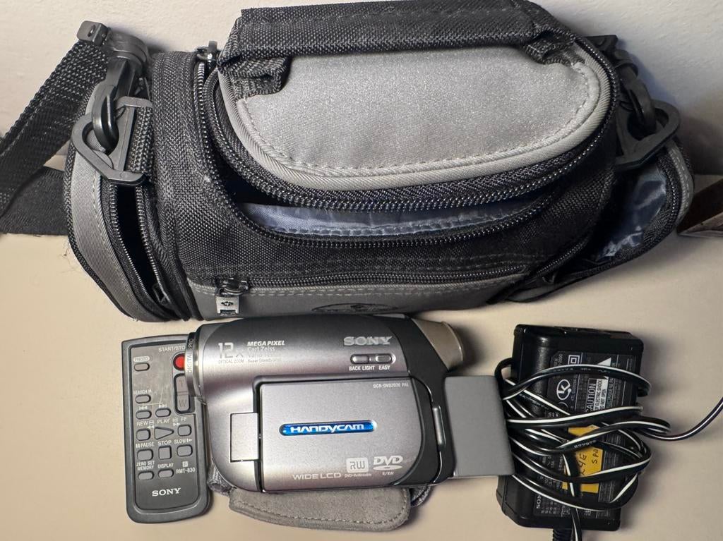 Sony Handycam DCR-DVD202E PAL, Audio, Tv en Foto, Videocamera's Digitaal, Dvd, Ophalen of Verzenden, Zo goed als nieuw, 8 tot 20x