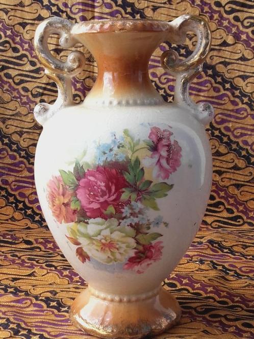 Mooie antieke vaas uit Engeland van WAL porselein 25 cm., Antiek en Kunst, Antiek | Vazen, Ophalen of Verzenden