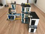 Lego politie bureau 60141, Kinderen en Baby's, Speelgoed | Duplo en Lego, Ophalen of Verzenden, Zo goed als nieuw, Complete set