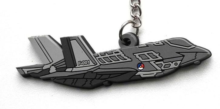 Defensie Luchtmacht PVC 3D sleutelhanger F16A, Verzamelen, Luchtvaart en Vliegtuigspotten, Zo goed als nieuw, Overige typen, Ophalen of Verzenden