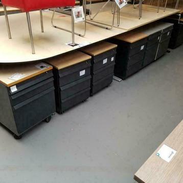 Ahrend metalen bureau laden kasten stalen ladekasten beschikbaar voor biedingen