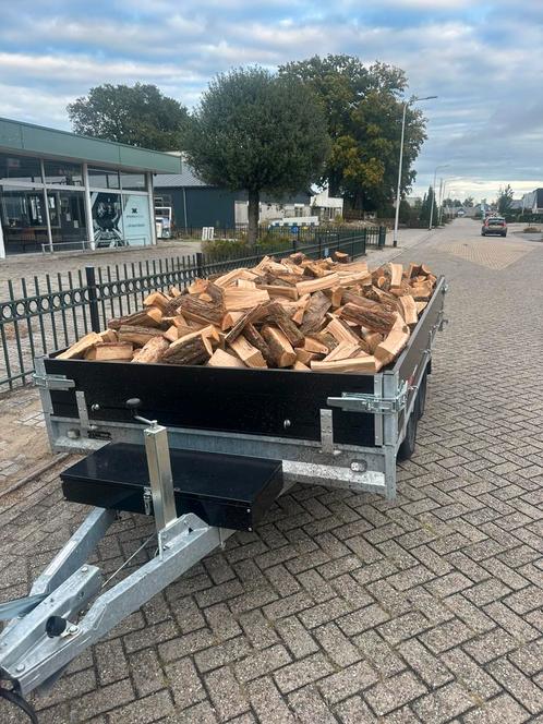 Gekloofd ovengedroogd eikenhout, Tuin en Terras, Haardhout, Eikenhout, 6 m³ of meer, Ophalen