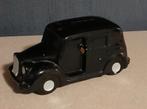 Spaarpot Engelse Taxi - Goede Staat, Verzamelen, Spaarpotten, Ophalen of Verzenden, Gebruikt, Steen, Aardewerk of Keramiek, Vervoermiddel