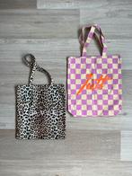 2x shopper ruit / leopard / loavies / schoudertas / tas, Ophalen of Verzenden, Zo goed als nieuw, Shopper