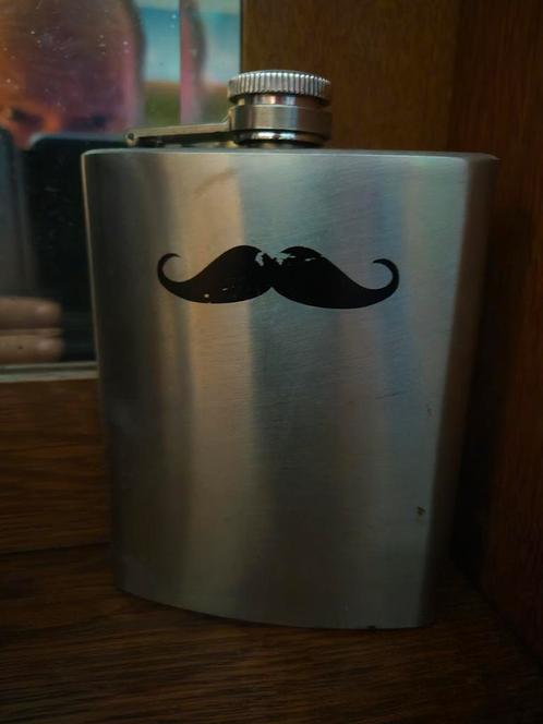 Heupfles - RVS - Snor Design, Antiek en Kunst, Antiek | Woonaccessoires, Ophalen of Verzenden