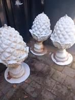 3 zware eikels zoon 30kg per stuk +-50cm hoog 40br 3 beelden, Tuin en Terras, Ophalen of Verzenden