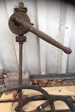 Retro handmatige diesel brandstof pomp. KL Duitsland tractor, Verzamelen, Ophalen, Overige typen