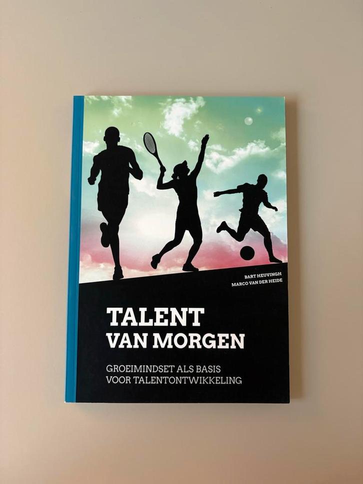Talent van Morgen - Sportboek, Boeken, Sportboeken, Zo goed als nieuw, Overige sporten, Ophalen of Verzenden