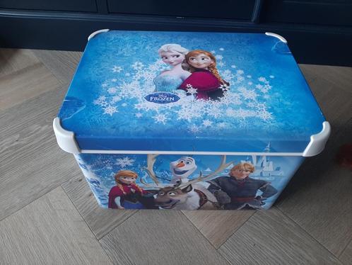 box met 6 barbie frozen prinsessen Disney en kussentje, Kinderen en Baby's, Speelgoed | Poppen, Gebruikt, Barbie, Ophalen of Verzenden