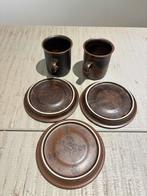 Arabia Ruska Koffiekopjes met Schotels, Huis en Inrichting, Keuken | Servies, Gebruikt, Keramiek, Ophalen of Verzenden, Overige stijlen
