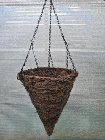 Hangmand riet op punt toelopend beschikbaar voor biedingen