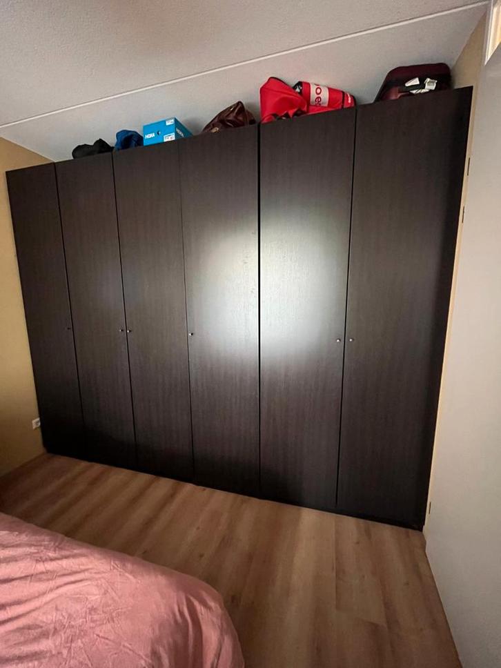 Grote IKEA kledingkast - Groot!, Huis en Inrichting, Kasten | Kledingkasten, Gebruikt, 200 cm of meer, 200 cm of meer, 50 tot 75 cm