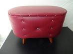 Vintage poef, rood skai, Minder dan 50 cm, Gebruikt, Minder dan 50 cm, Ovaal