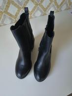 Schoenen Mustang te koop, Zwart, Lage of Enkellaarzen, Nieuw, Ophalen of Verzenden