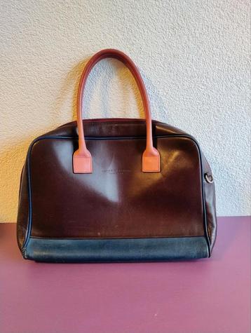 Leren tas van Hester van Eeghen, model Woody  beschikbaar voor biedingen
