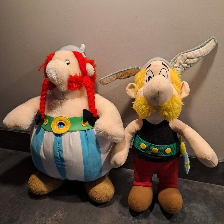2 grote Asterix & Obelix knuffels, Parc Asterix 1999, Verzamelen, Stripfiguren, Gebruikt, Beeldje of Figuurtje, Asterix en Obelix