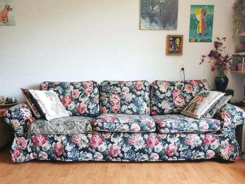 Ektorp bank Ikea --> Bloemmotief!, Huis en Inrichting, Banken | Bankstellen, Zo goed als nieuw, Rechte bank, Driepersoons, 250 tot 300 cm