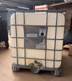 IBC Vat 1000 Liter in Gegalvaniseerde Krat, Tuin en Terras, Regentonnen, Kunststof, Gebruikt, Met kraantje, 150 liter of meer
