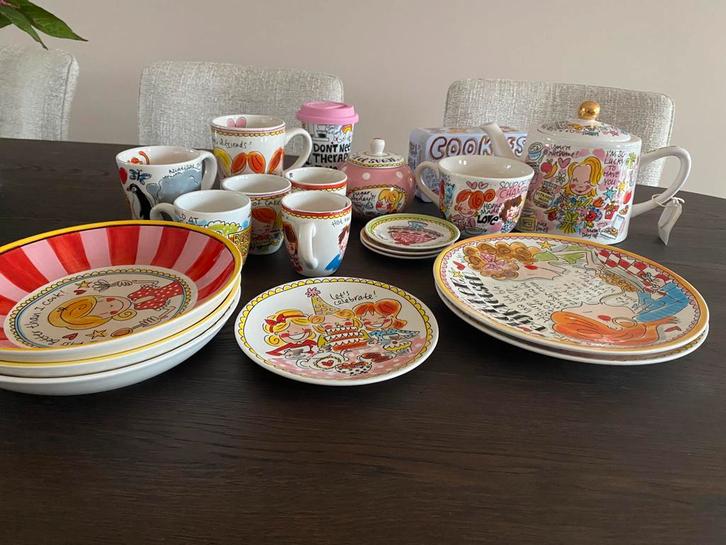 Servies van Blond Amsterdam, Huis en Inrichting, Keuken | Servies, Zo goed als nieuw, Bord(en), Wedgwood, Aardewerk, Ophalen
