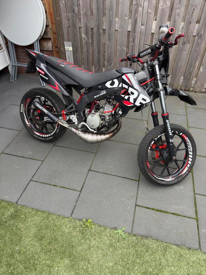 Derbi senda 2011, Fietsen en Brommers, Brommers | Derbi, Zo goed als nieuw, Maximaal 45 km/u, Ophalen