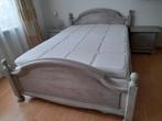 Bed 140 cm met twee machtkasje  grijs eiken, Huis en Inrichting, Slaapkamer | Bedden, Gebruikt, Tweepersoons, Grijs, Hout