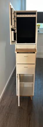 Kast met sieradenkastje., Ophalen, Zo goed als nieuw