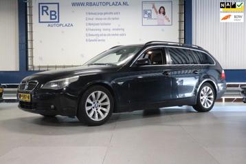 BMW 5-serie Touring 523i Executive Automaat / Pano / APK Jun beschikbaar voor biedingen