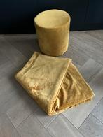 Woood poef Sara okergeel met bijpassend plaid, Huis en Inrichting, Banken | Voetenbanken en Poefen, Ophalen, Zo goed als nieuw