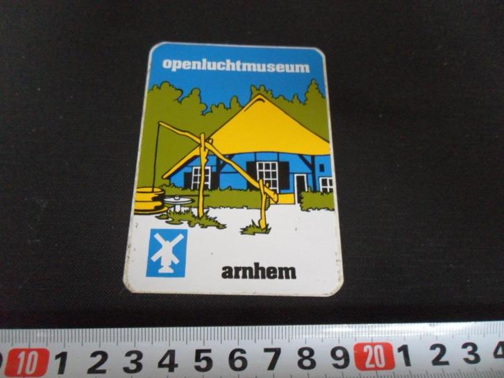 sticker Arnhem Openluchtmuseum, Verzamelen, Stickers, Zo goed als nieuw, Bedrijf of Vereniging, Ophalen