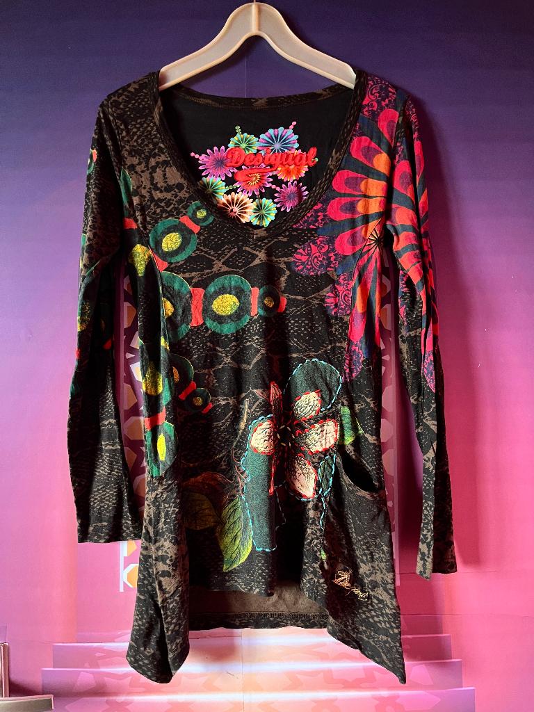 Fleurige tuniek van het dure merk Desigual S/M nu 21,99€, Maat 38/40 (M), Overige kleuren, Ophalen of Verzenden, Zo goed als nieuw