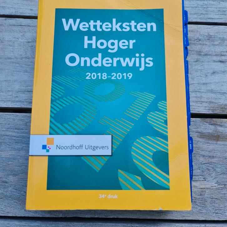 Wetteksten Hoger Onderwijs 34e druk, Boeken, Wetenschap, Zo goed als nieuw, Sociale wetenschap, Ophalen of Verzenden