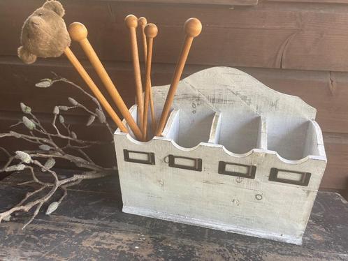 Brocante houten breipennen/ landelijk opbergbakje, Antiek en Kunst, Curiosa en Brocante, Ophalen of Verzenden