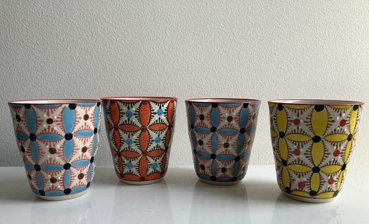 🌸 Pols Potten – set van 4 Hippy bekers 🌸, Huis en Inrichting, Keuken | Servies, Zo goed als nieuw, Kop(pen) en/of Schotel(s)