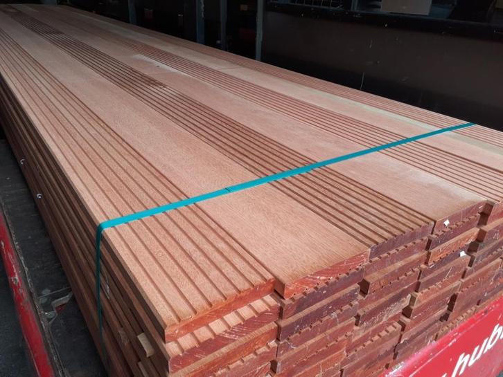 Actie Bangkirai vlonderplanken 21x145x3050mm - 7,75 p/m1, Tuin en Terras, Palen, Balken en Planken, Nieuw, Planken, 250 cm of meer