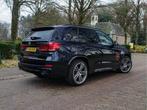BMW X5 M50D 381pk I Grijs kenteken l 360C l Keramiek l HUD l, Auto's, Gebruikt, Euro 6, 2993 cc, Blauw